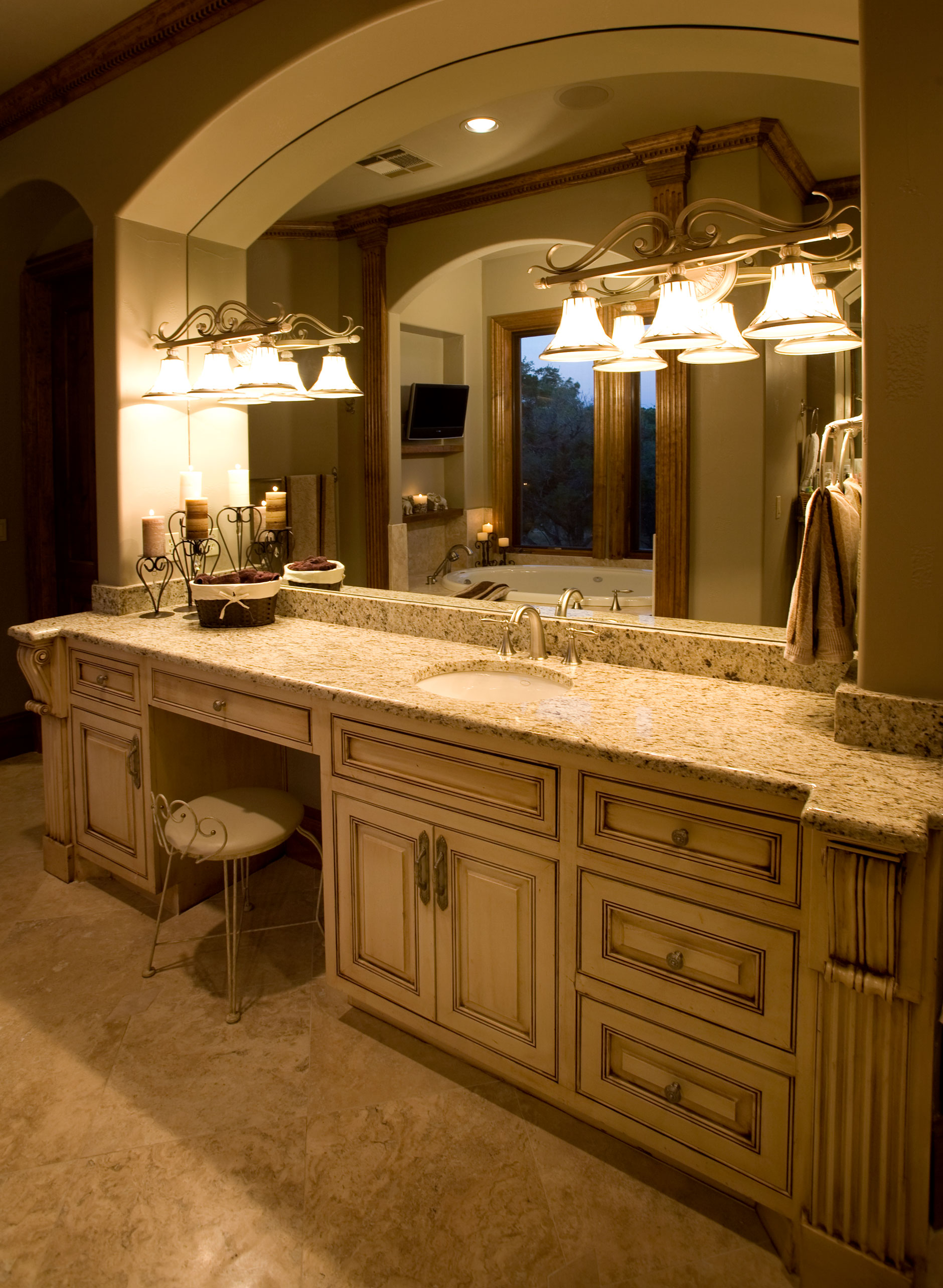 Bathroom cabinet 5 shown with M101, M4, RP1 cabinet doors