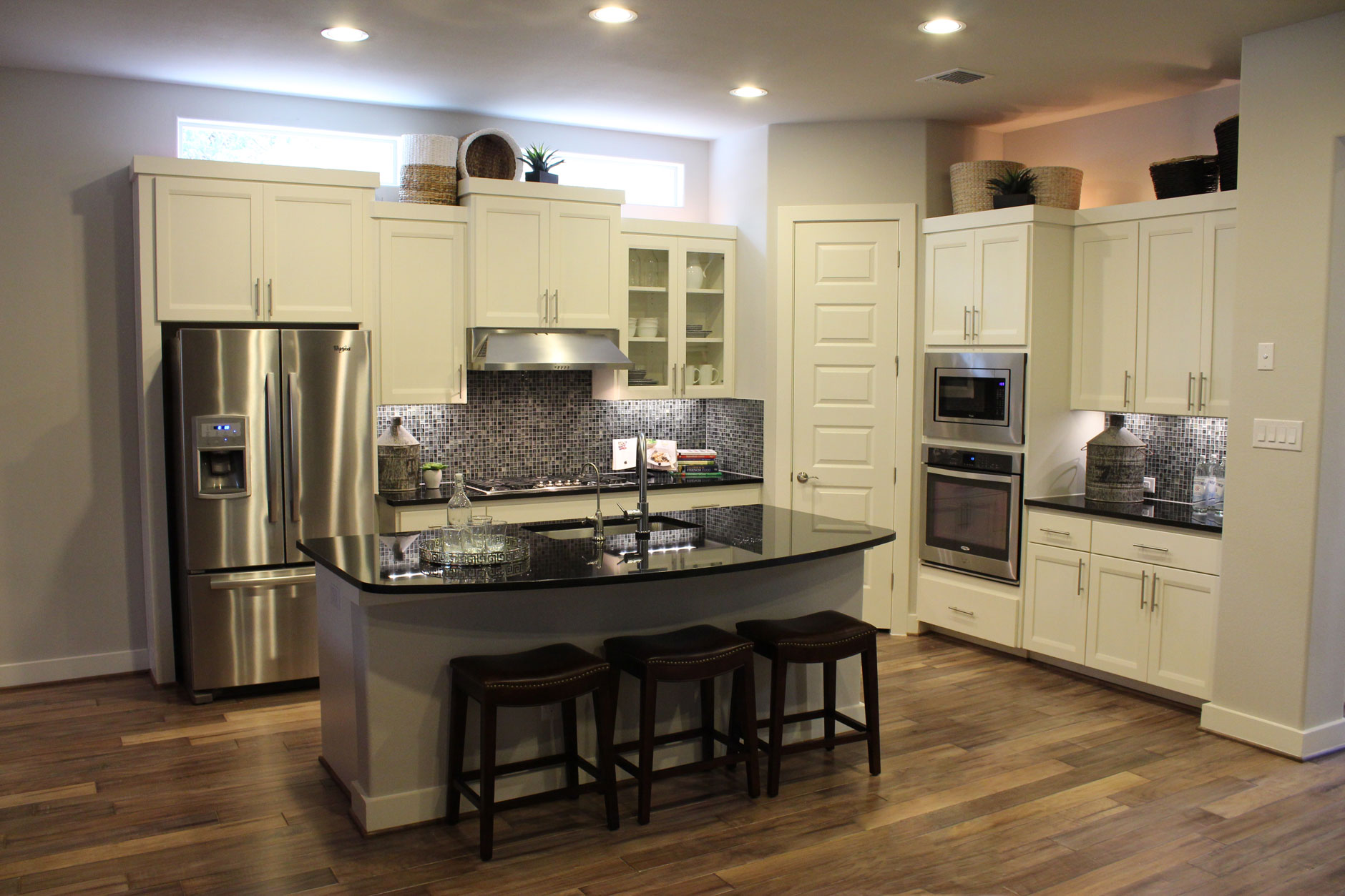 White kitchen cabinet with transitional combination frame ...