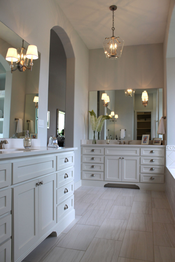 Master bath cabinets with C101 OE5, IE5, FP1/4 cabinet doors in Paint Grade Maple