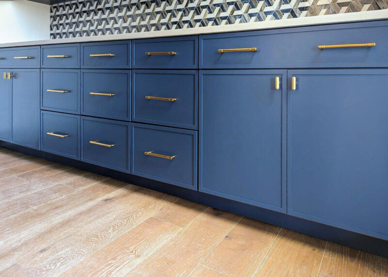 4S cabinet doors in 3/4" shaker, paint grade, blue base cabinets