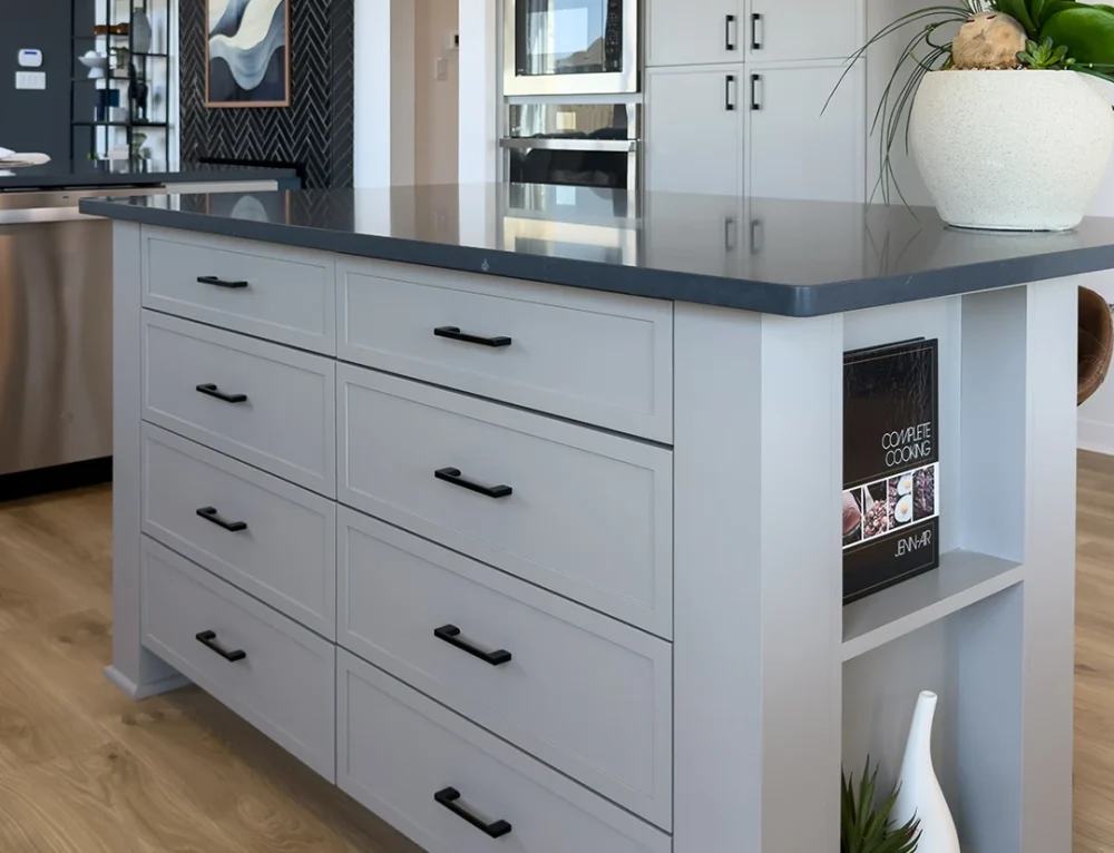Kitchen Island 4S Slim Shaker Doors 1 Inch