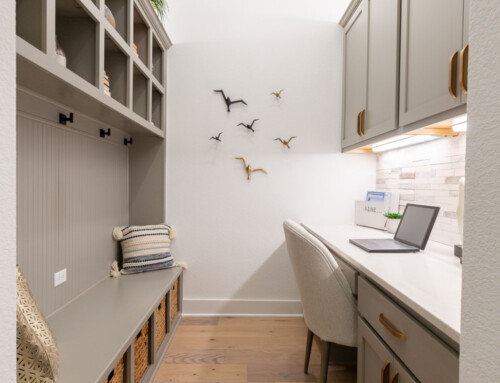 Built-In Hallway Desk – Shaker Doors